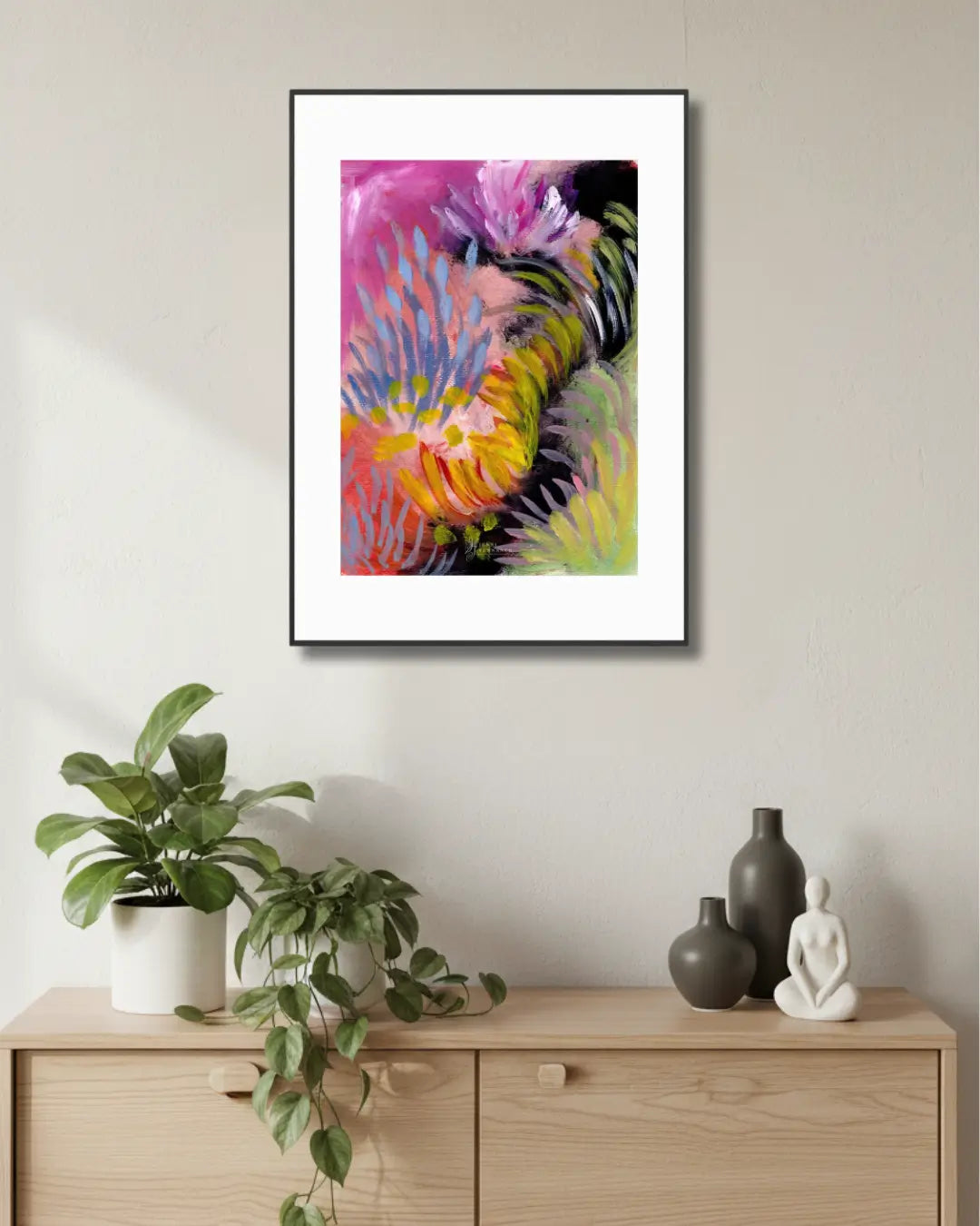 River Field – Fine Art -taidejuliste, abstrakti niittyaihe joenvarresta, Jenni Pennanen Art