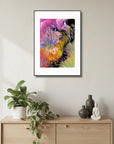 River Field – Fine Art -taidejuliste, abstrakti niittyaihe joenvarresta, Jenni Pennanen Art
