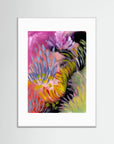 River Field – Fine Art -taidejuliste, abstrakti niittyaihe joenvarresta, Jenni Pennanen Art